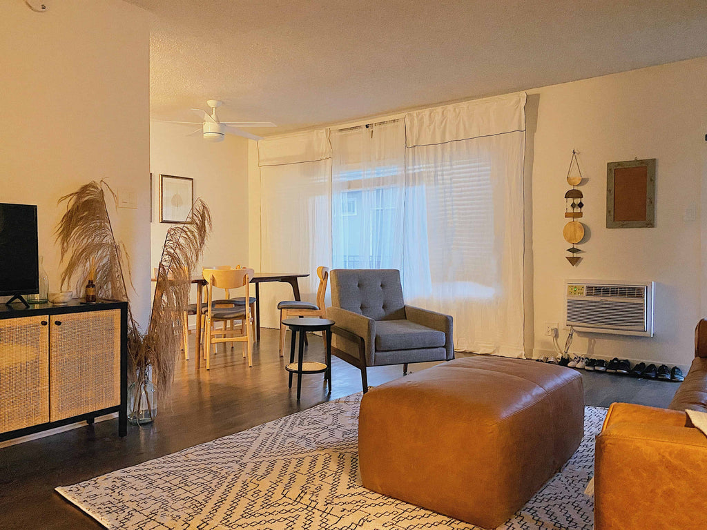 Another Feel Good Flash Makeover Has Wrapped – Here’s How Lowe Transformed This Empty 2 Bedroom Apartment Into A Cozy, Kid-Friendly Oasis