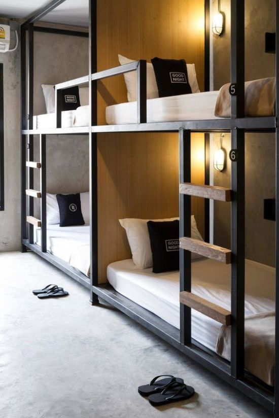 Metal Bunk Beds vs. Wood Bunk Beds