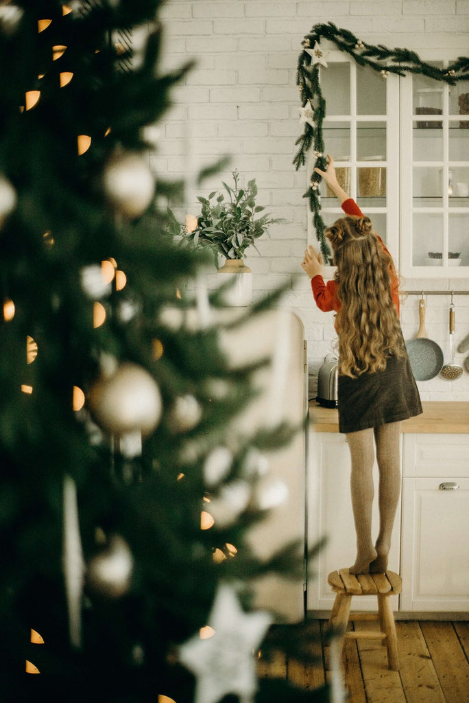 Sustainable Christmas Decor: 8 DIY Ideas To Try & 14 Brands To Support
