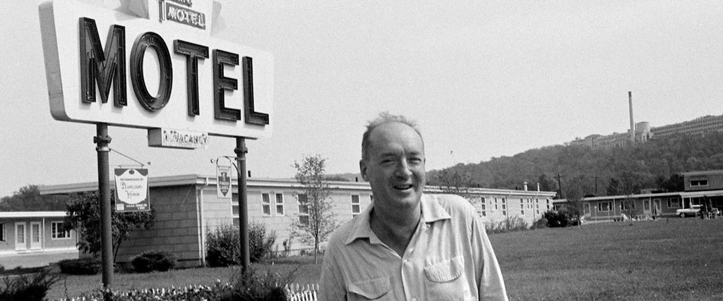Reinventing the Transformative Vision of America in Nabokov’s Cross-Country Chronicles