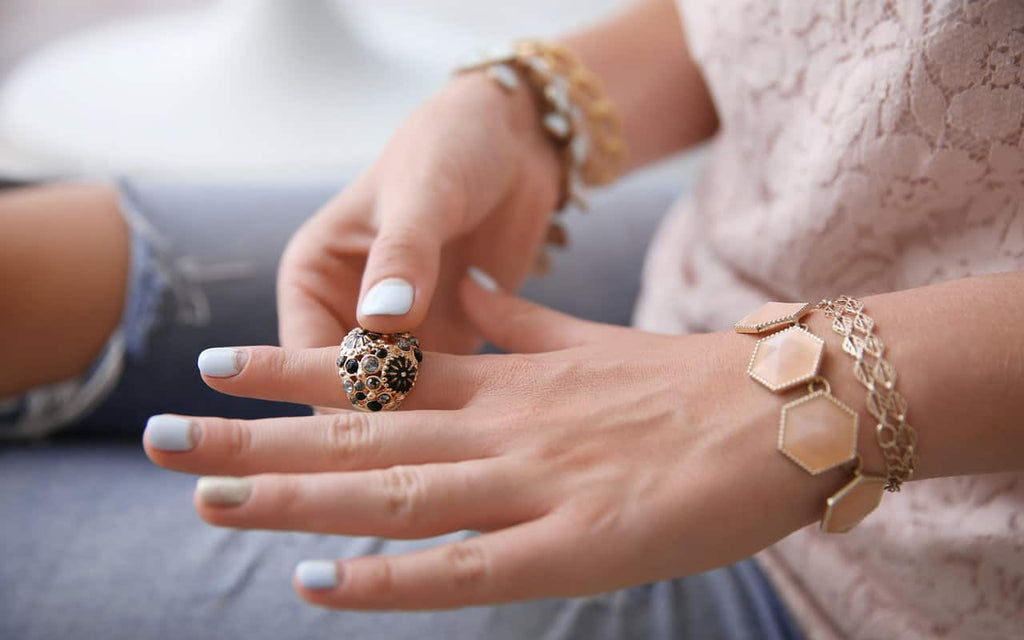 25 Highly Popular Etsy Shop Ideas to Make Money