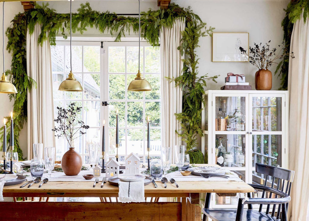 HOSTING MISTAKES: 8 Things To Avoid For Your Next Gathering So Everyone Can Have A Great Time (Including You)